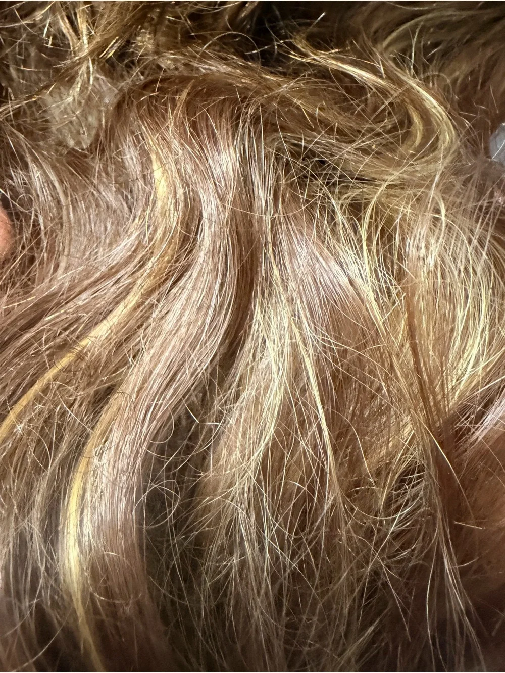 Stylish Brown Wig with Golden Blonde Highlights - Women Hair synthetic